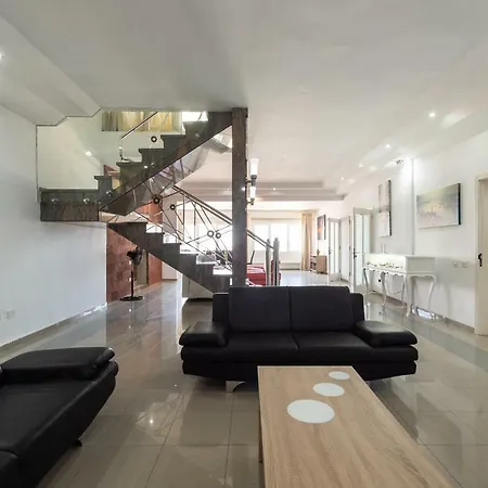 Gongora Villa *